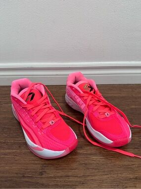 Jordan Luka 4- men size 7 or women size 8.5